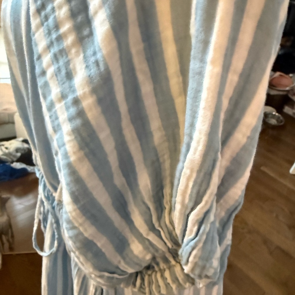 Old Navy Soft Cotton Gauzy Blue and White Striped Dress Made in India - Picture 7 of 10
